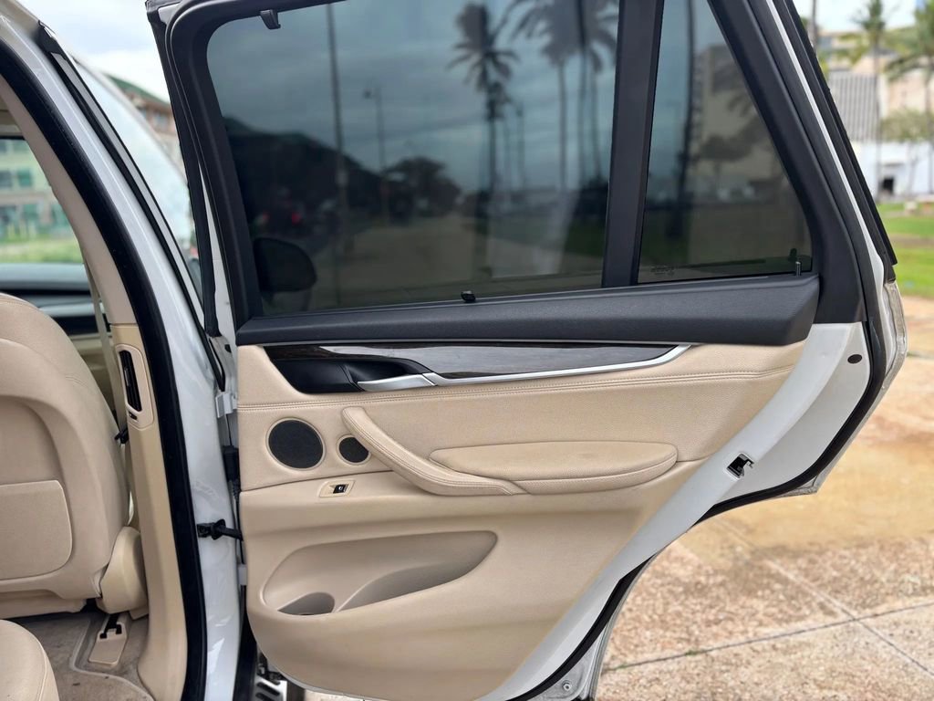 Used 2015 BMW X5 xDrive35i image 16