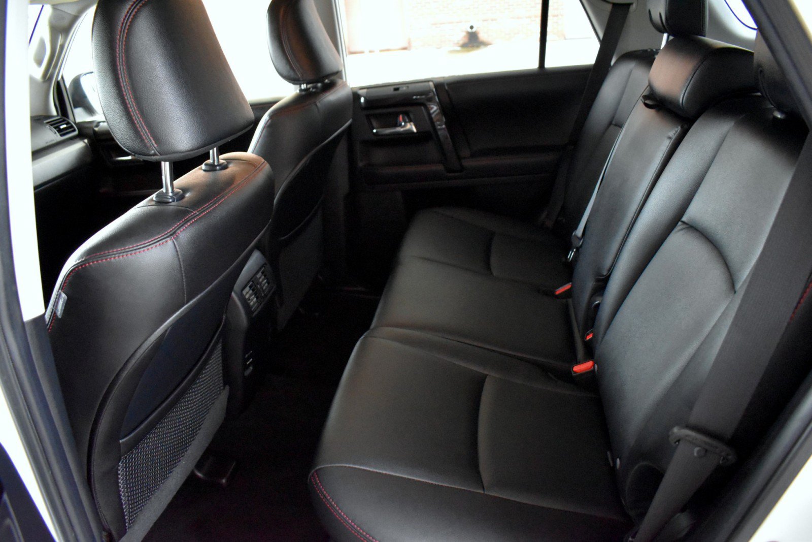 Used 2018 Toyota 4Runner TRD Off-Road Premium w/ Convenience Package AWD/4WD image 40