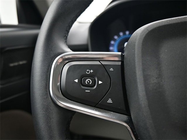 Used 2024 Volvo XC40 B5 Plus w/ Protection Package Premier image 24