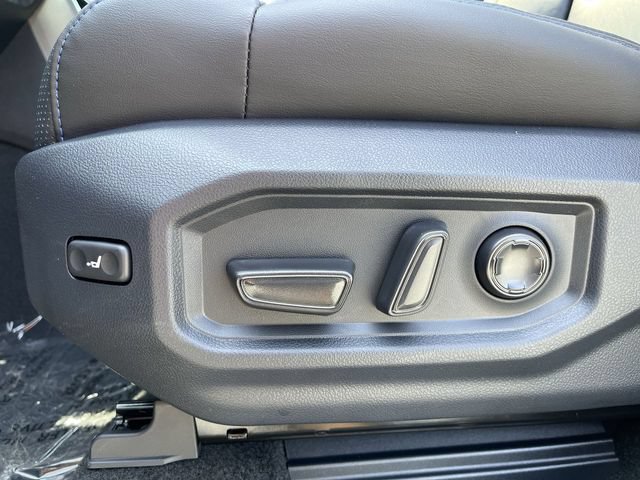New 2026 Toyota Tundra Platinum AWD/4WD image 13