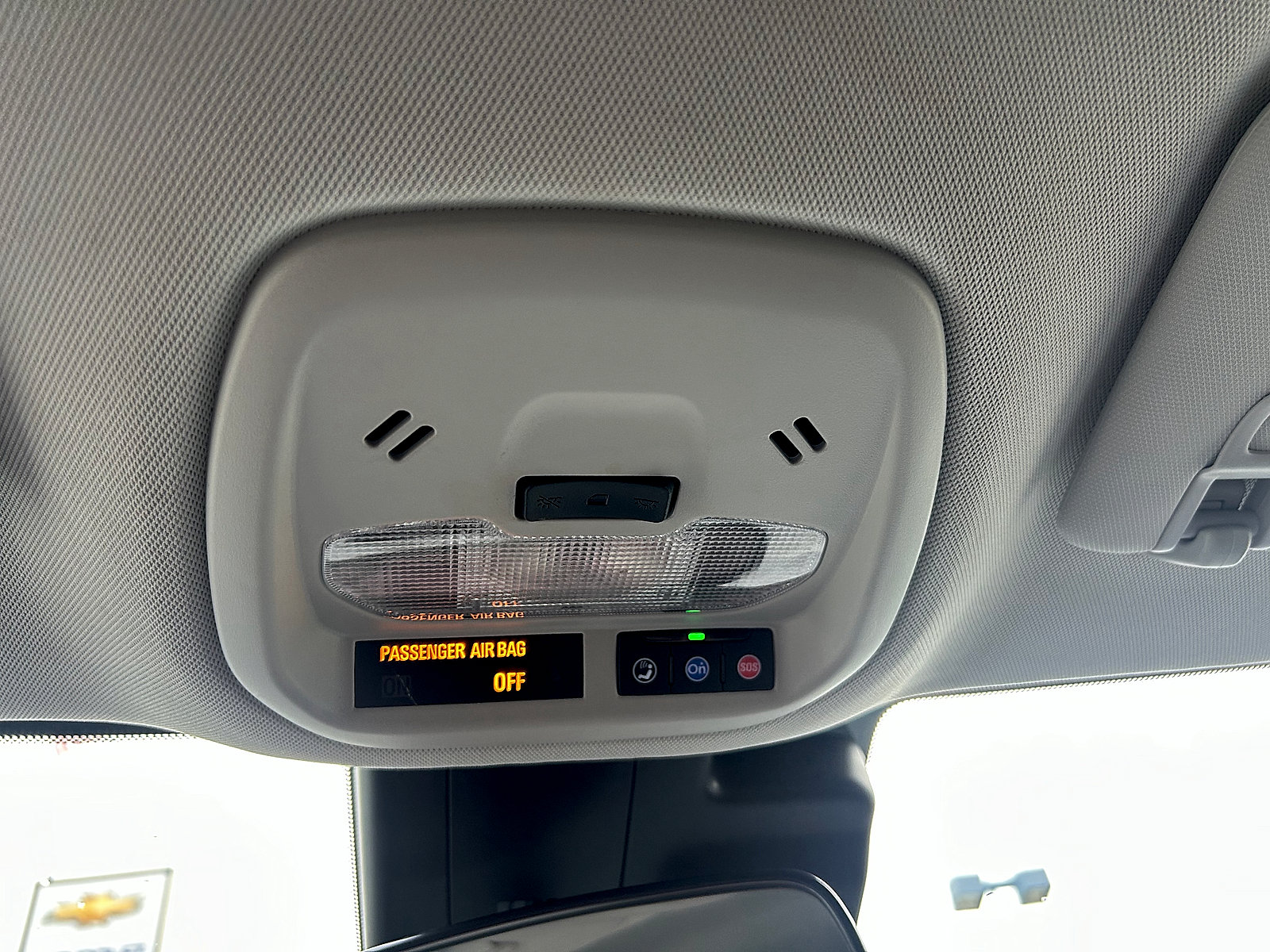 Used 2025 Chevrolet Trax LT FWD image 19