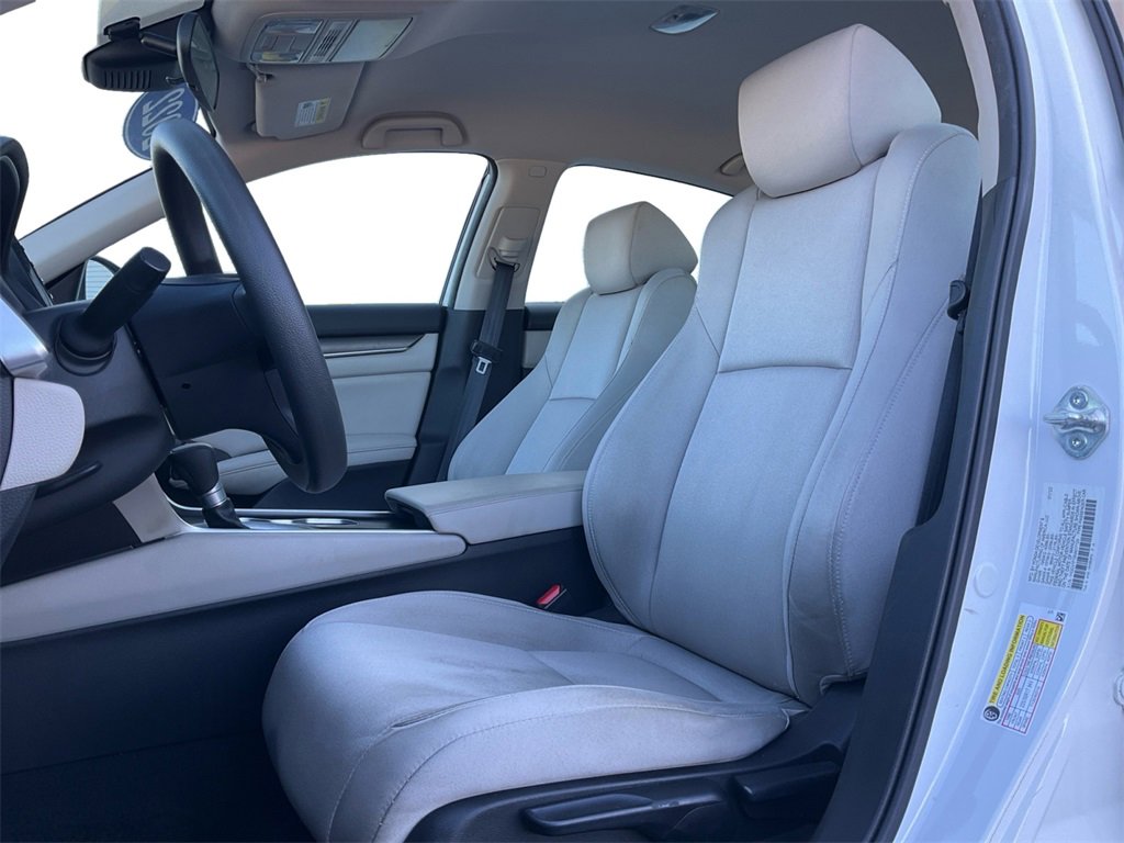 Used 2022 Honda Accord LX image 28