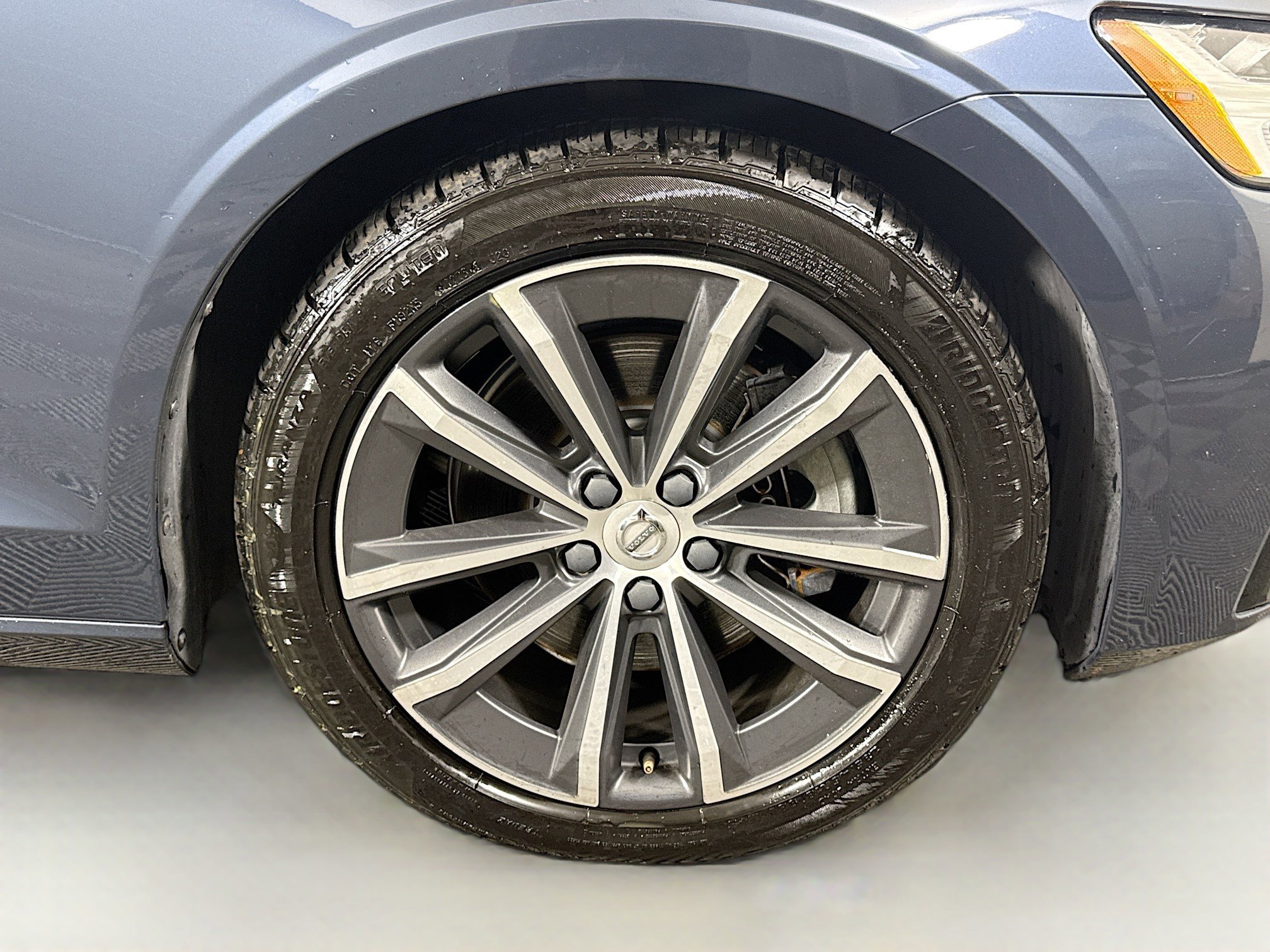 Used 2022 Volvo S60 B5 Inscription FWD image 32