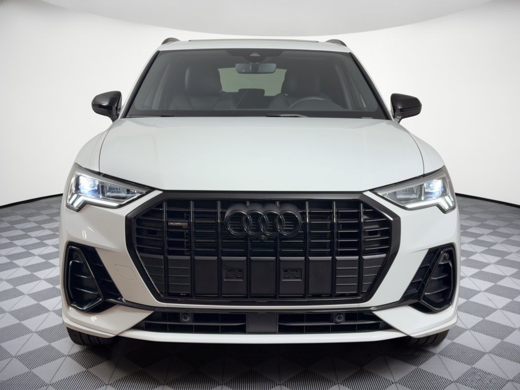 Certified 2025 Audi Q3 2.0T Premium Plus w/ Premium Plus Package AWD/4WD image 6