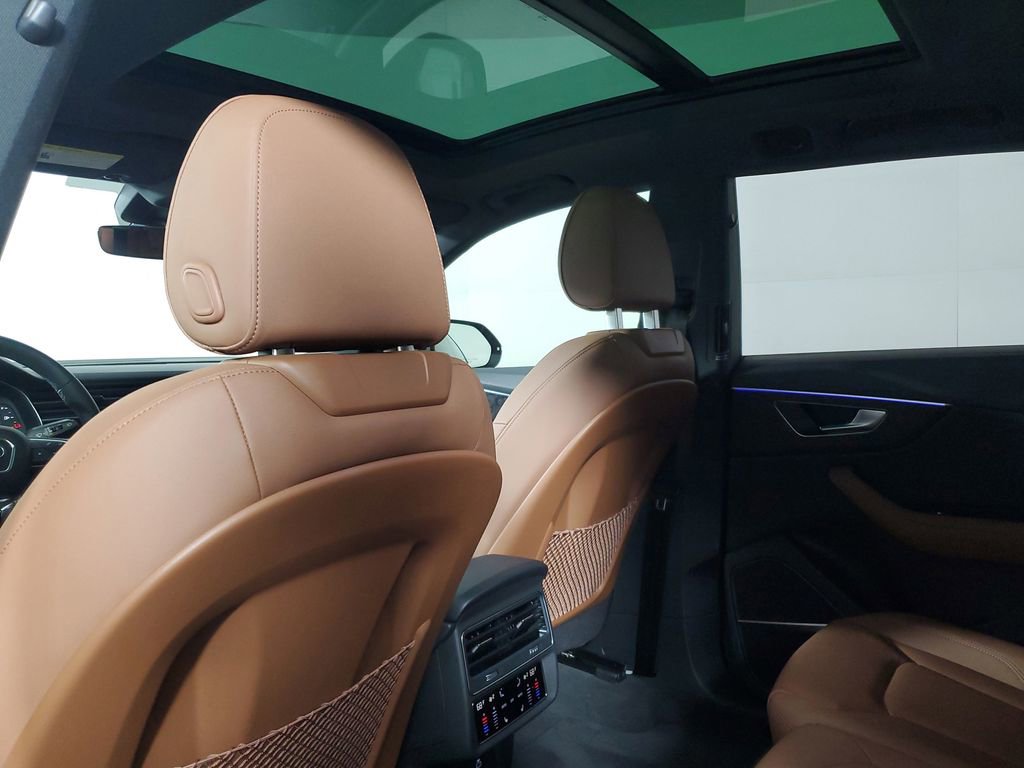 Used 2023 Audi Q8 Premium Plus image 14