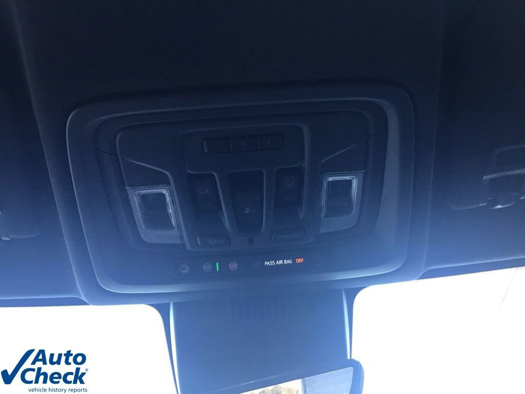 Used 2025 Chevrolet Silverado 1500 ZR2 w/ Technology Package image 52