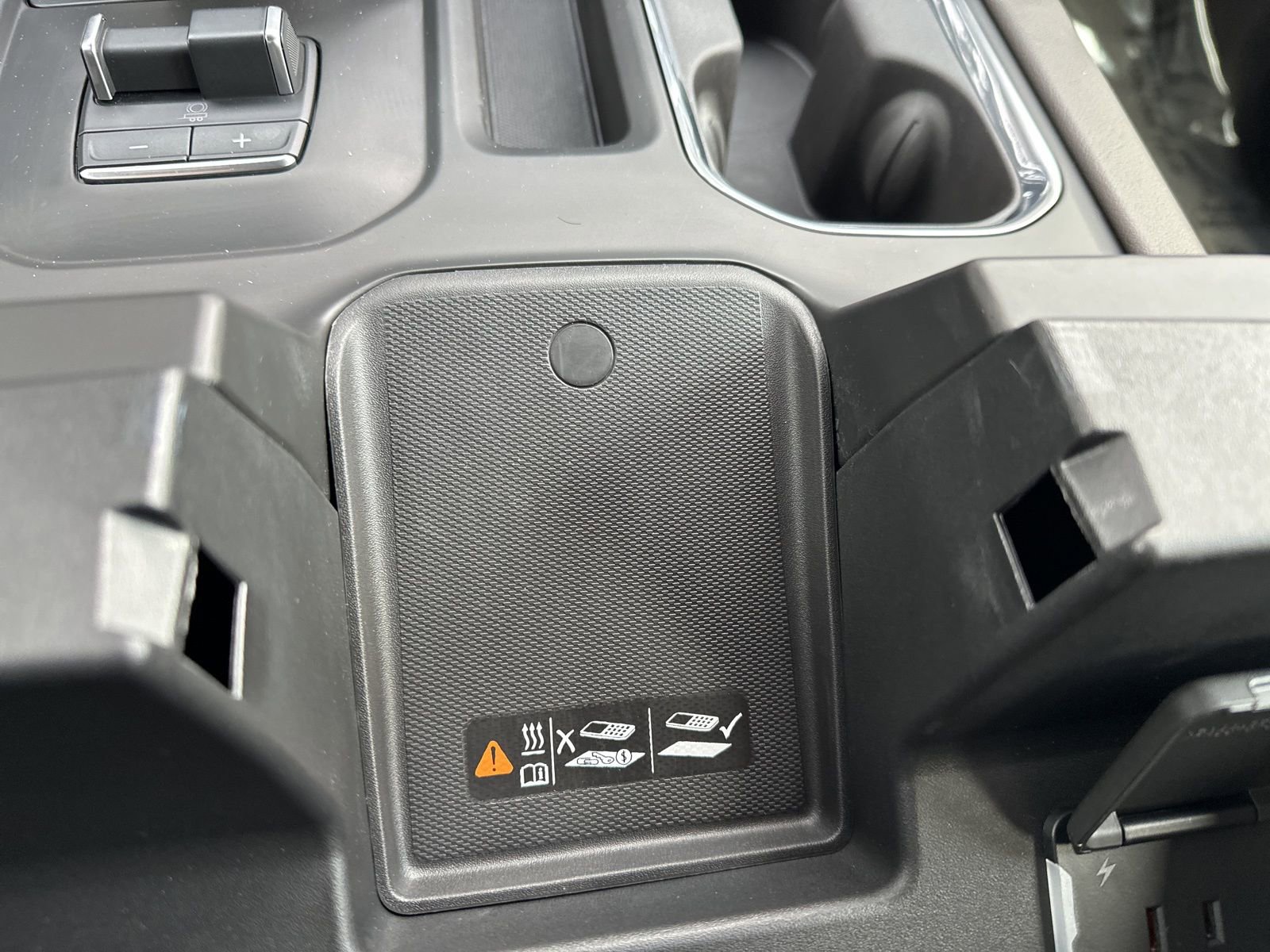 Used 2024 GMC Sierra 1500 Denali w/ Denali Reserve Package image 74