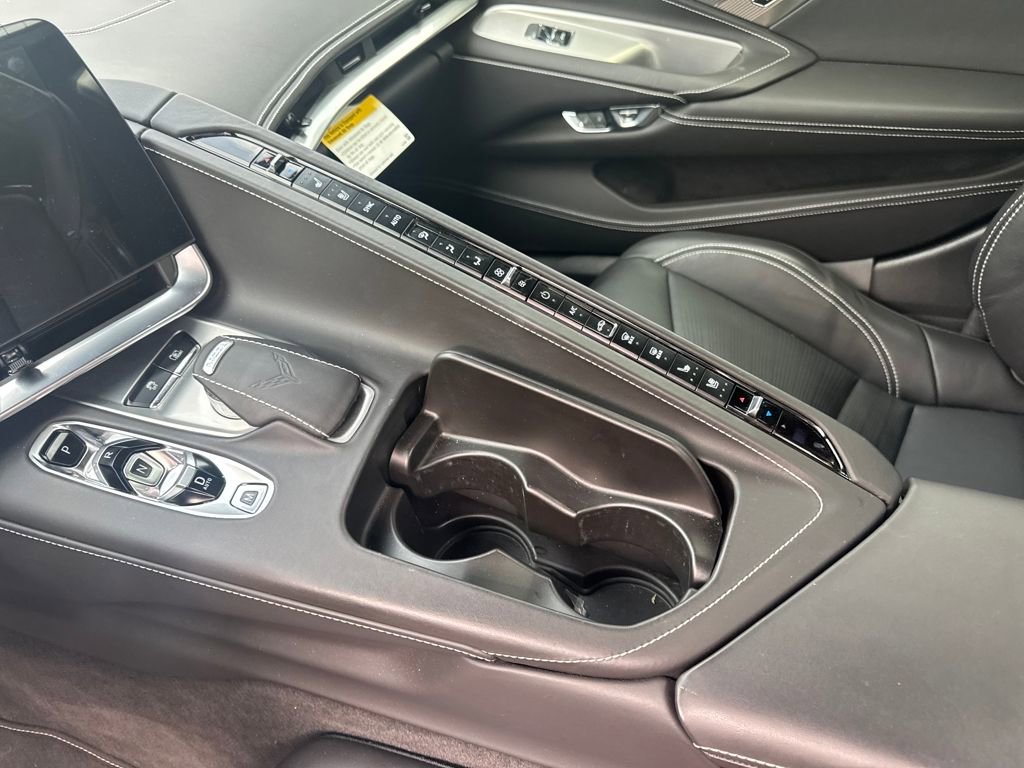 Used 2023 Chevrolet Corvette Stingray Premium Conv w/ Z51 Performance Package image 12