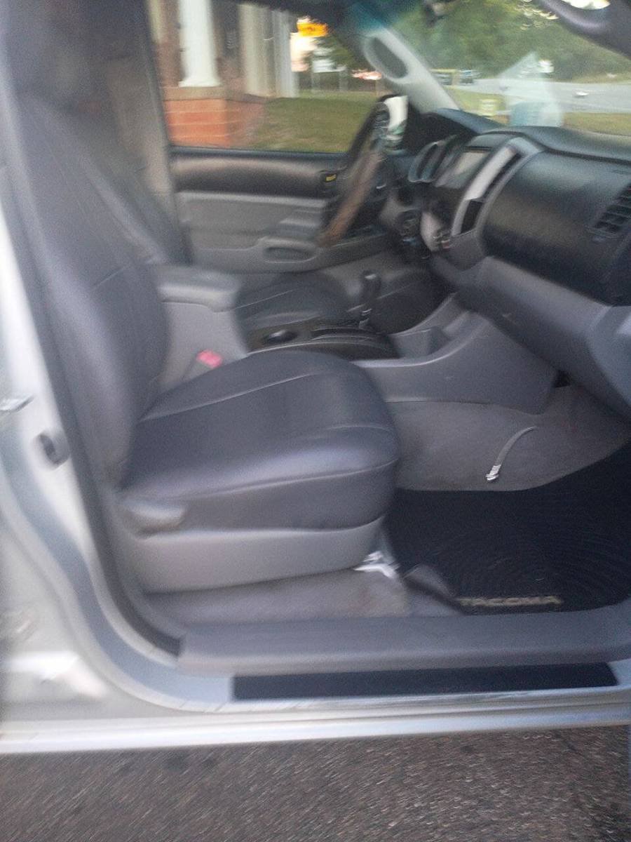 Used 2008 Toyota Tacoma PreRunner w/ TRD Off-Road Pkg #1 RWD image 15