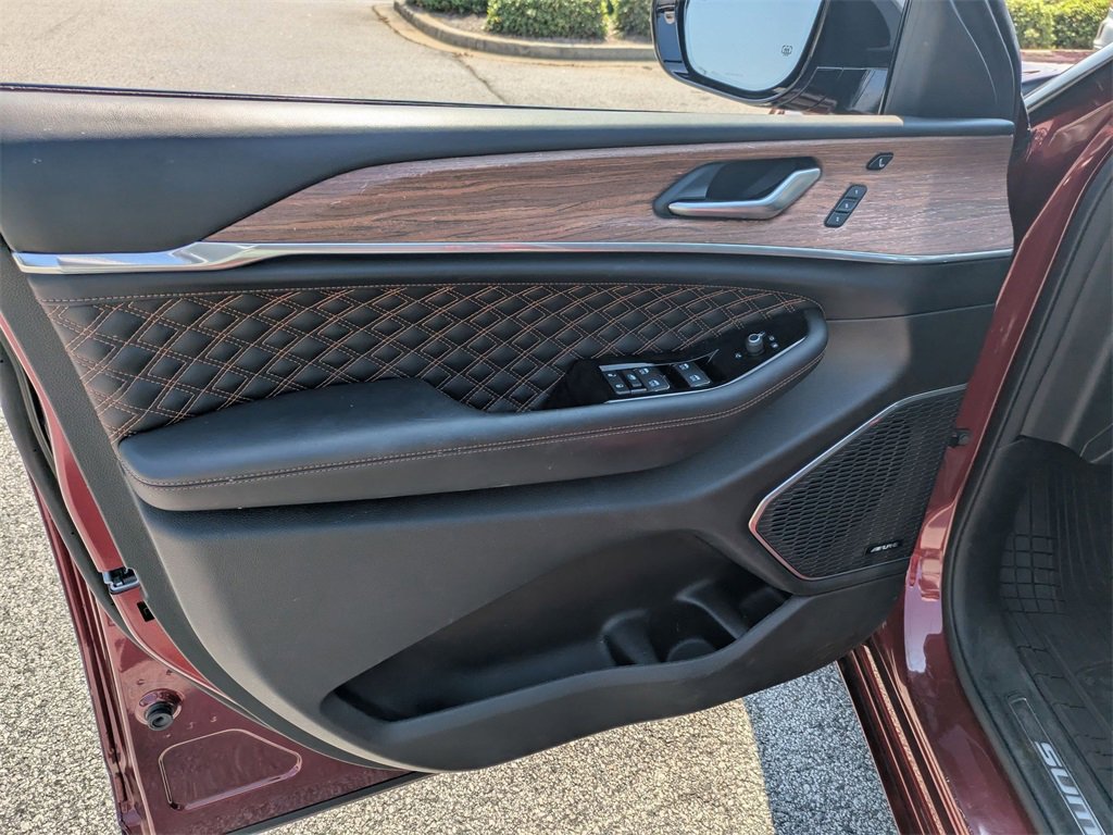 Used 2022 Jeep Grand Cherokee Summit w/ Adv Protech Group IV image 12