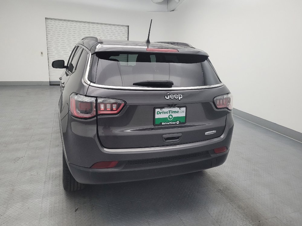 Used 2019 Jeep Compass Latitude w/ Popular Equipment Group AWD/4WD image 6