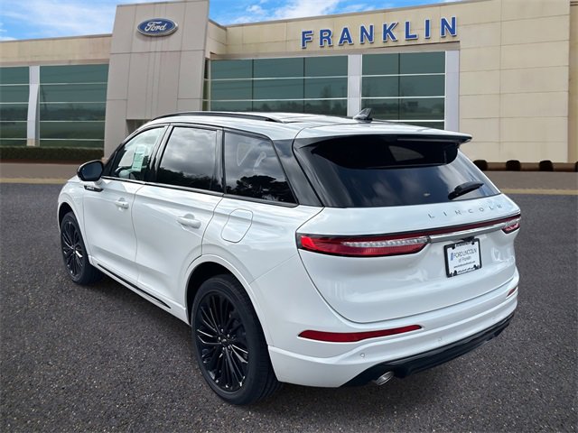 New 2025 Lincoln Corsair Grand Touring w/ Jet Appearance Package image 5