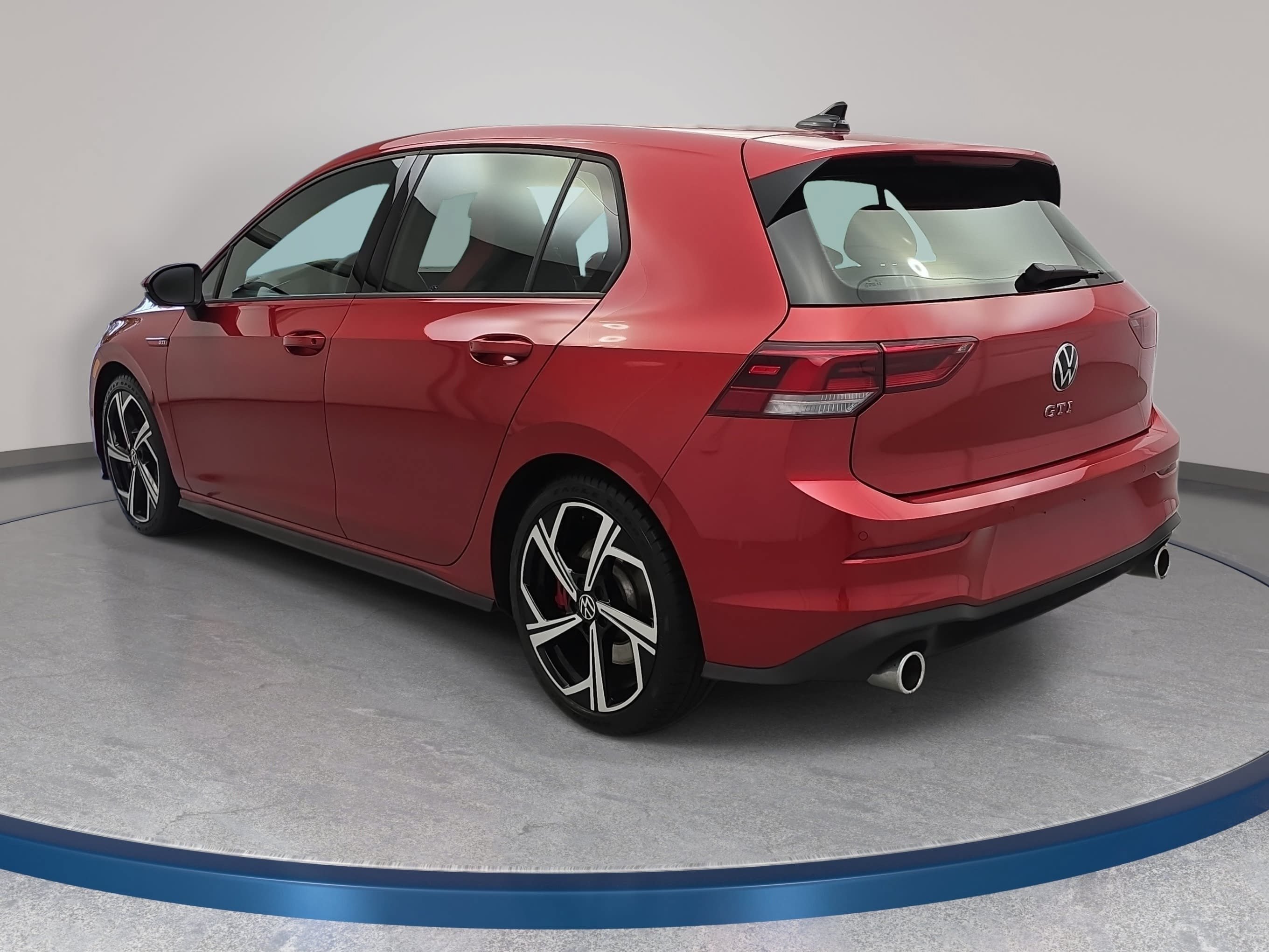 Certified 2024 Volkswagen GTI SE FWD image 7