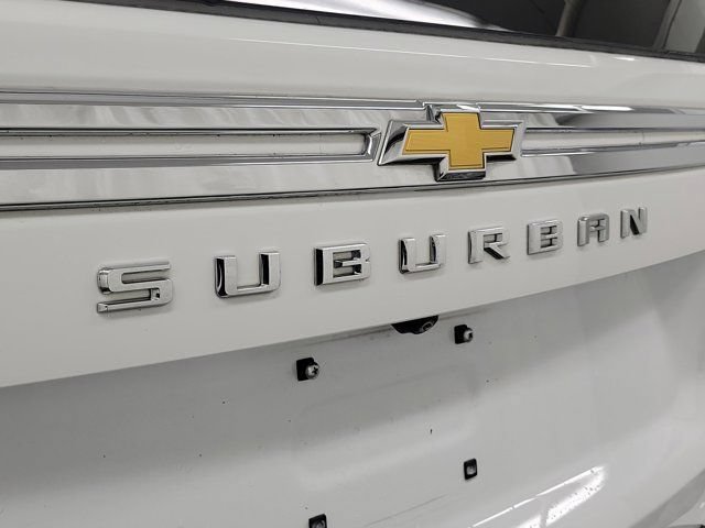 Used 2024 Chevrolet Suburban Premier RWD image 7