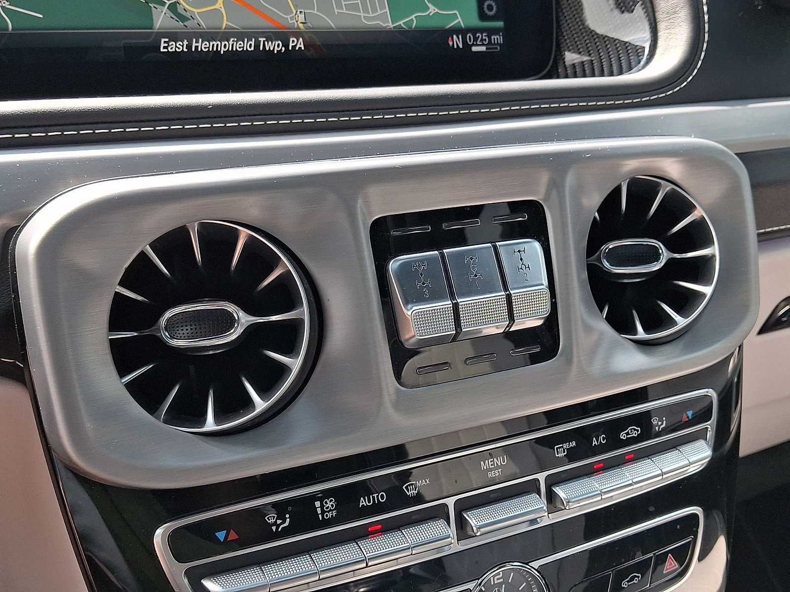 Certified 2021 Mercedes-Benz G 550 image 18