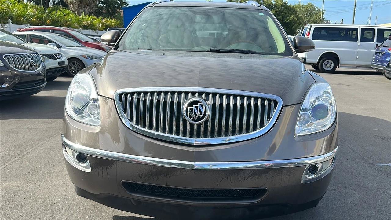 Used 2011 Buick Enclave CXL AWD/4WD image 3