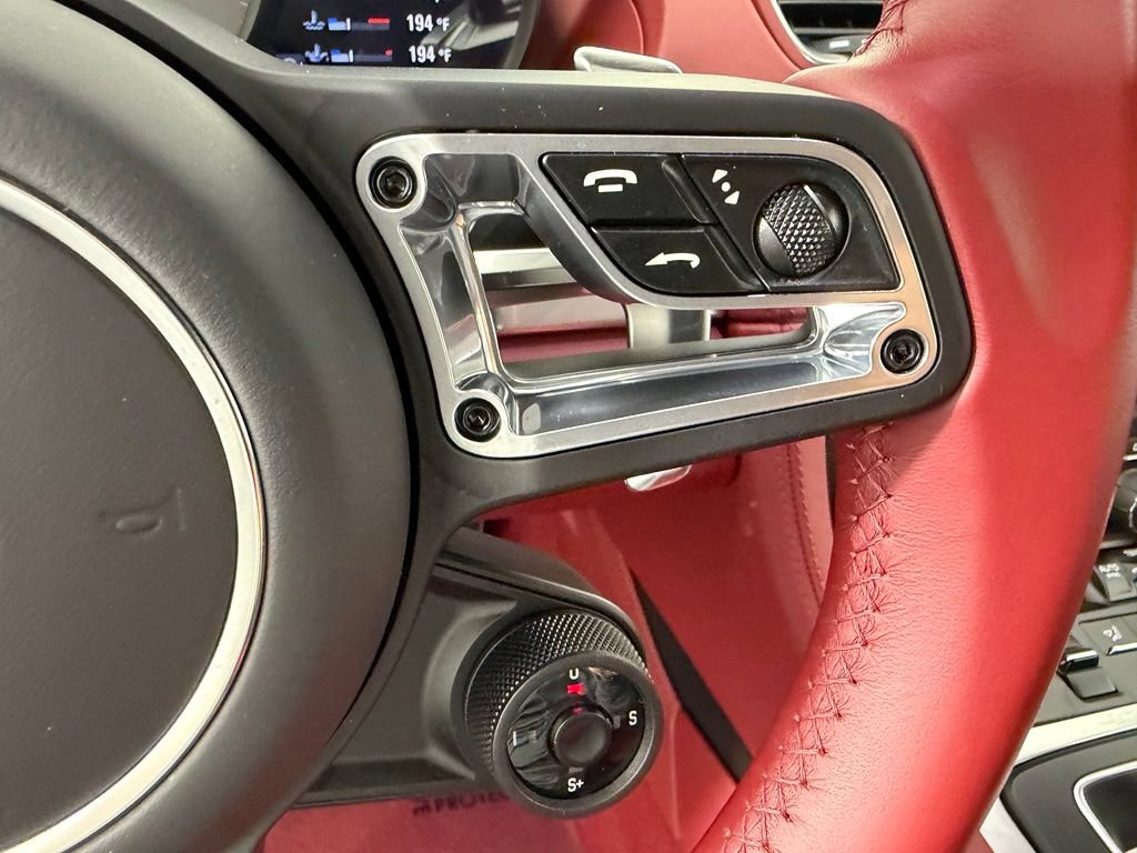 Certified 2025 Porsche 718 Boxster S RWD image 29