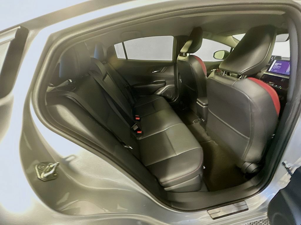 Used 2025 Toyota Prius XSE image 26