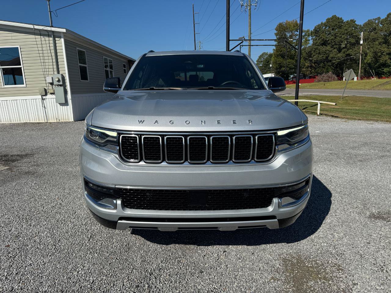 Used 2024 Jeep Wagoneer L Series II RWD image 6