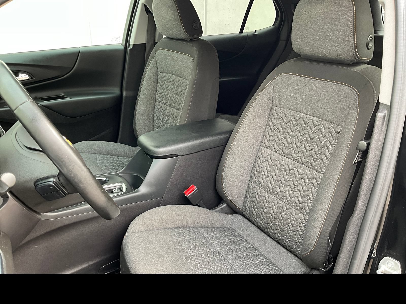 Used 2024 Chevrolet Equinox LT AWD/4WD image 8