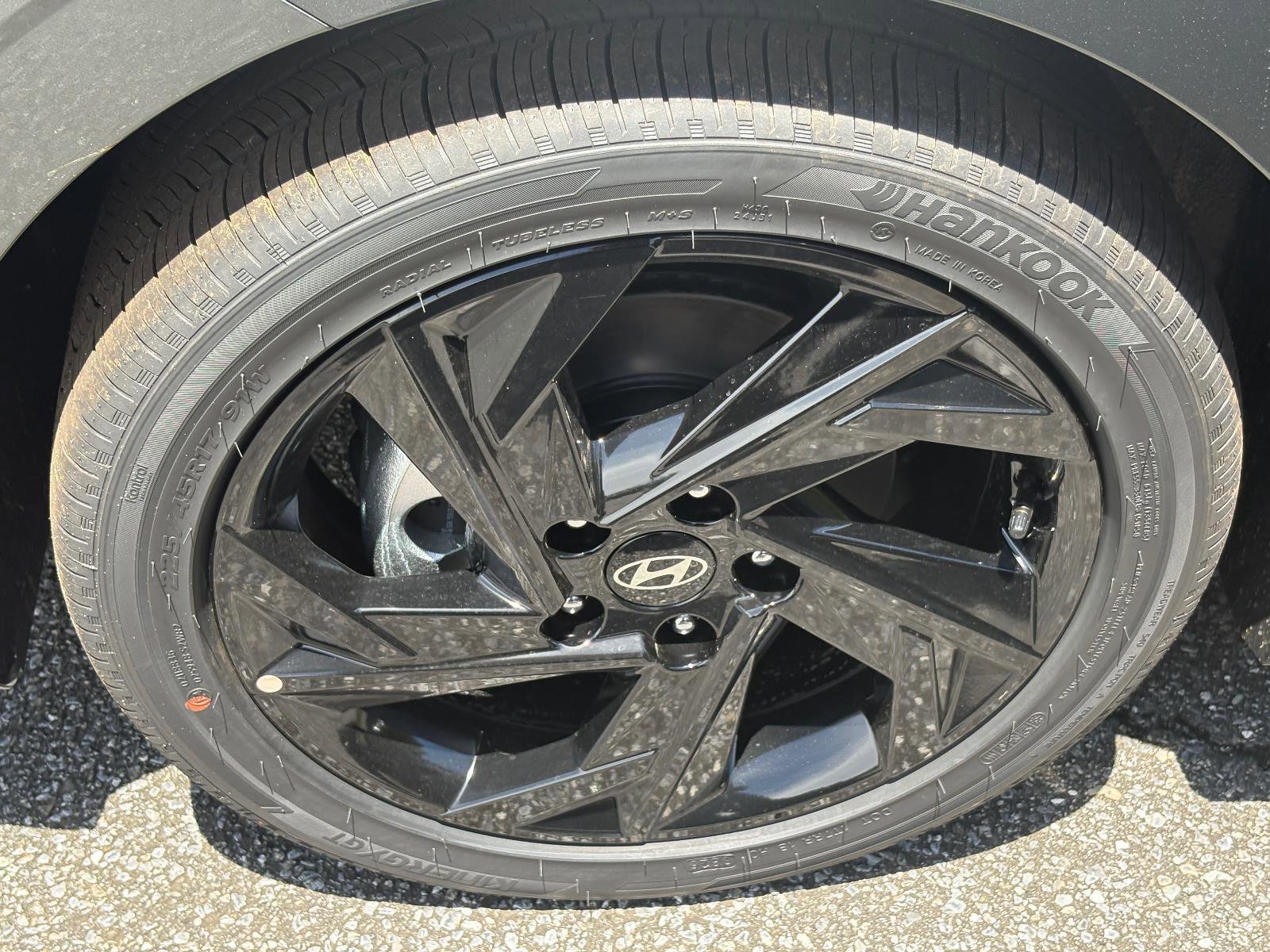 New 2026 Hyundai Elantra Sport FWD image 12