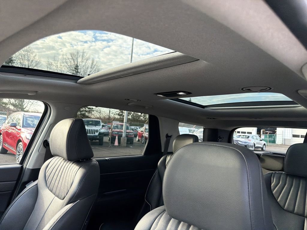 Used 2024 Hyundai Palisade Limited image 28