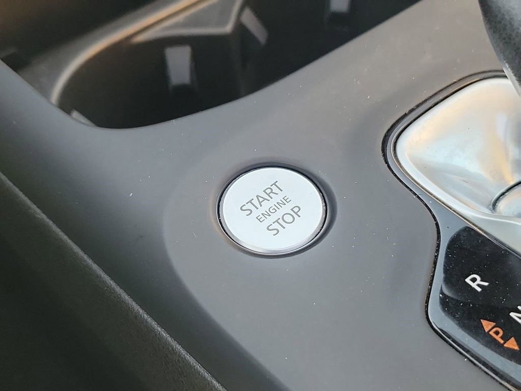 Used 2019 INFINITI QX50 Luxe w/ Navigation Package image 34