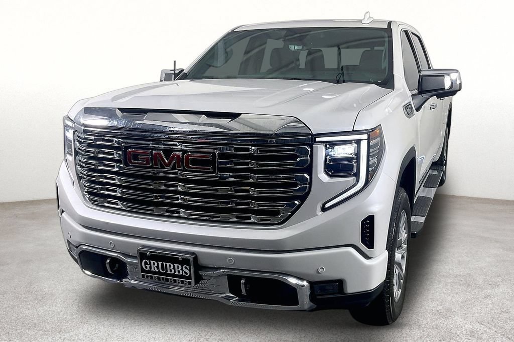Used 2024 GMC Sierra 1500 Denali w/ Technology Package RWD image 14
