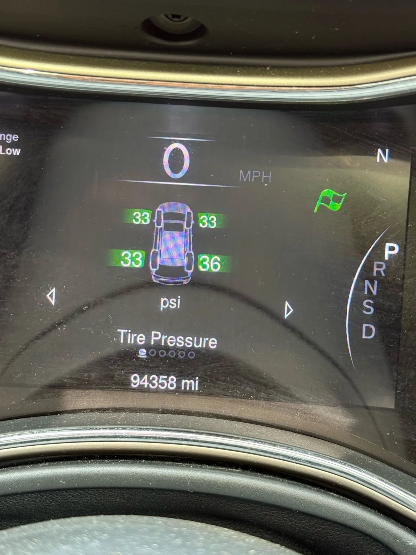 Used 2015 Jeep Grand Cherokee Overland w/ Advanced Technology Group image 32