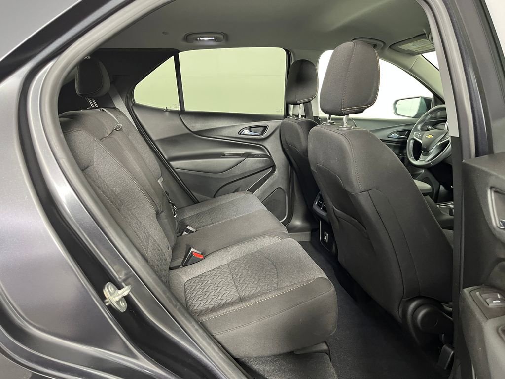 Used 2022 Chevrolet Equinox LT w/ Driver Convenience Package image 15