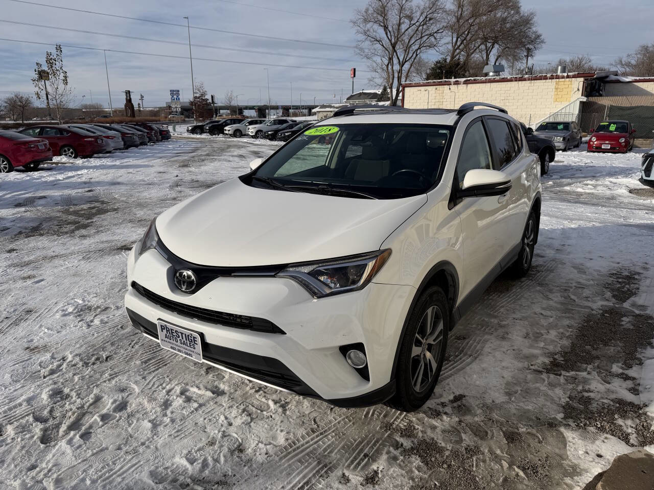 Used 2018 Toyota RAV4 Adventure image 3