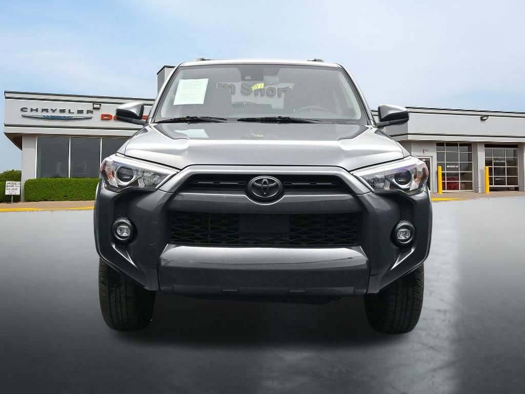 Used 2024 Toyota 4Runner SR5 AWD/4WD image 8