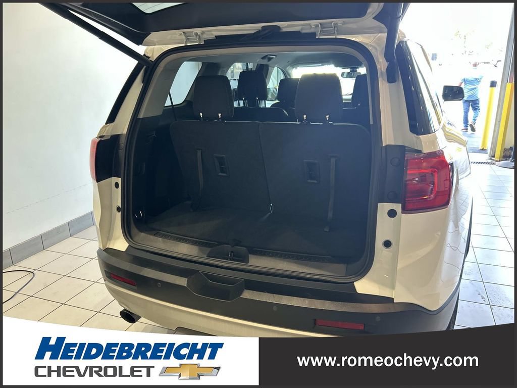 Used 2019 GMC Acadia SLE w/ Driver Alert Package I FWD image 15