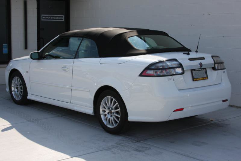 Used 2009 Saab 9-3 2.0T image 12