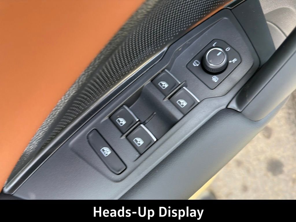 New 2026 Volkswagen Tiguan SEL R-Line image 13