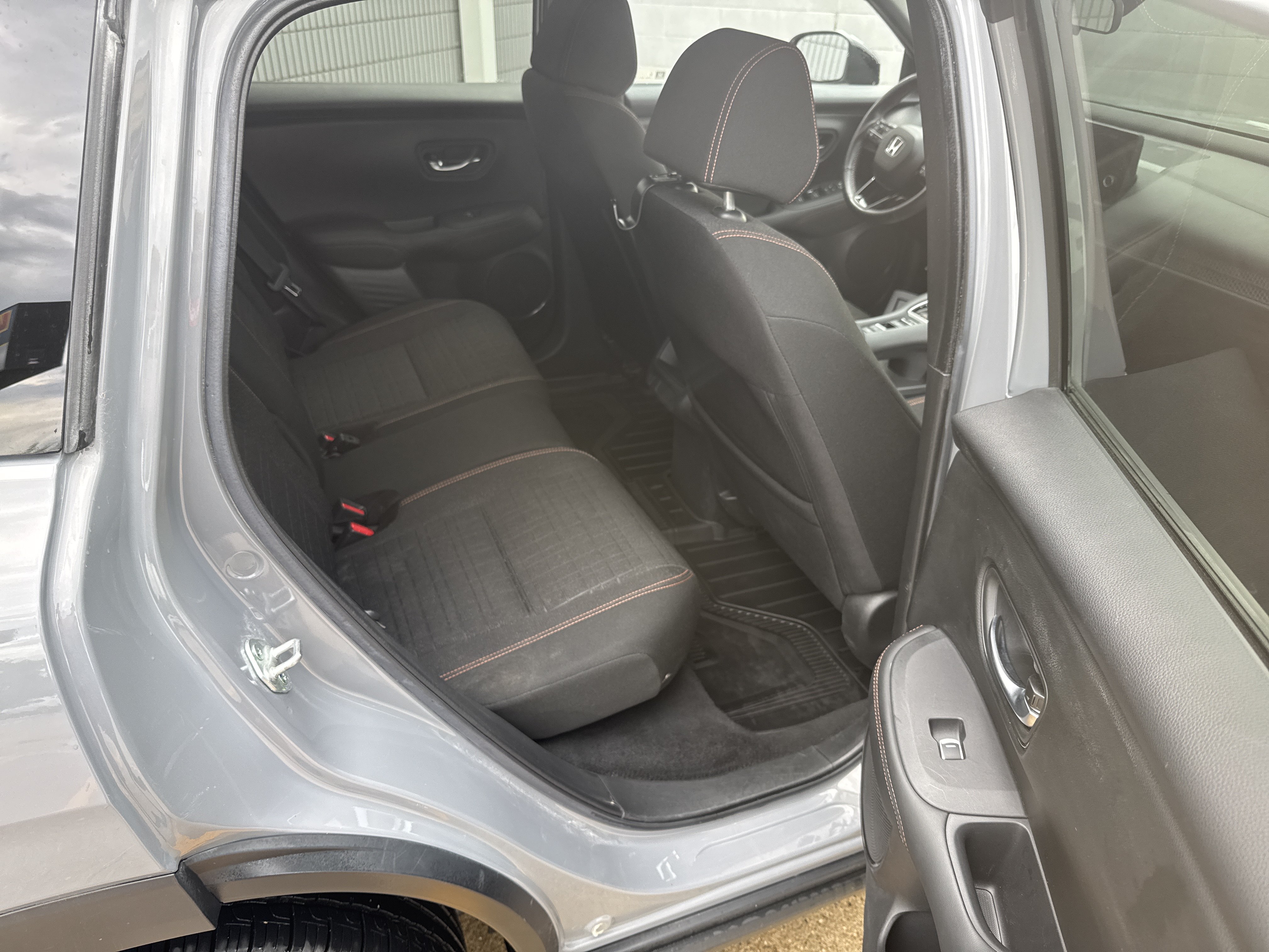 Used 2023 Honda HR-V Sport image 10