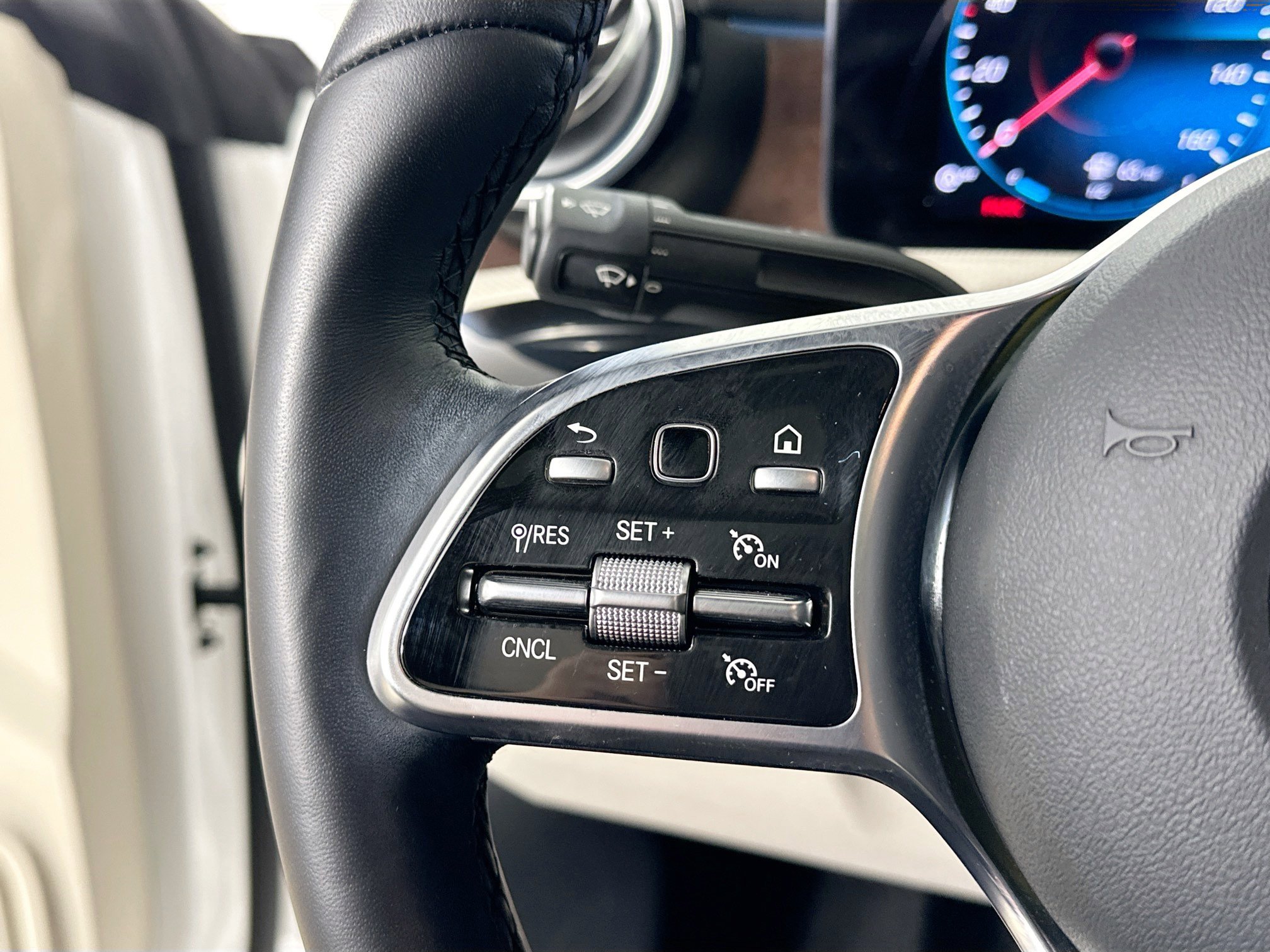 Certified 2023 Mercedes-Benz CLA 250 4MATIC image 12
