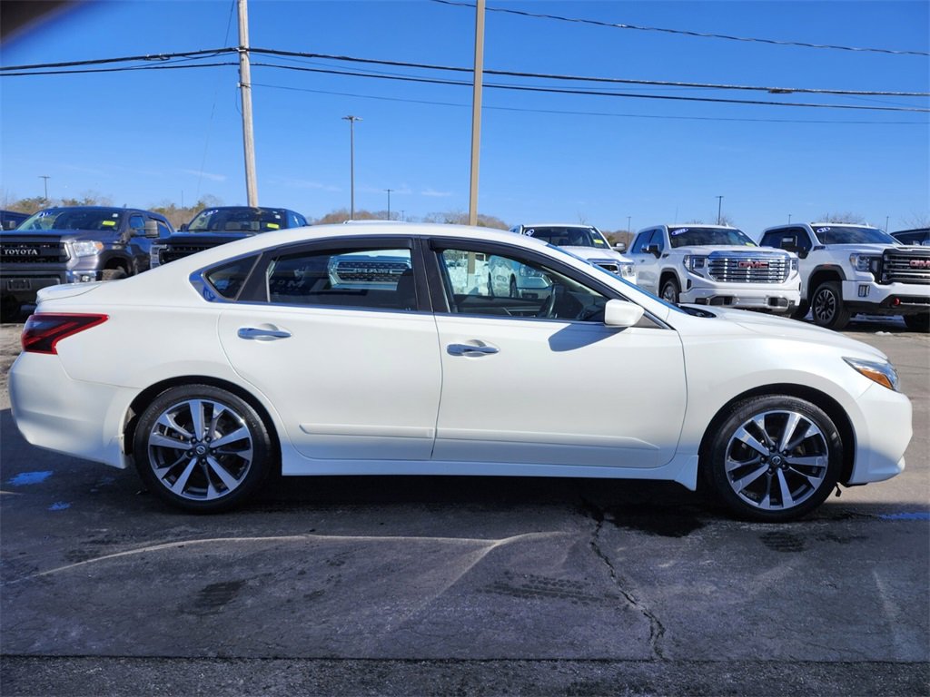 Used 2017 Nissan Altima 2.5 SR image 6