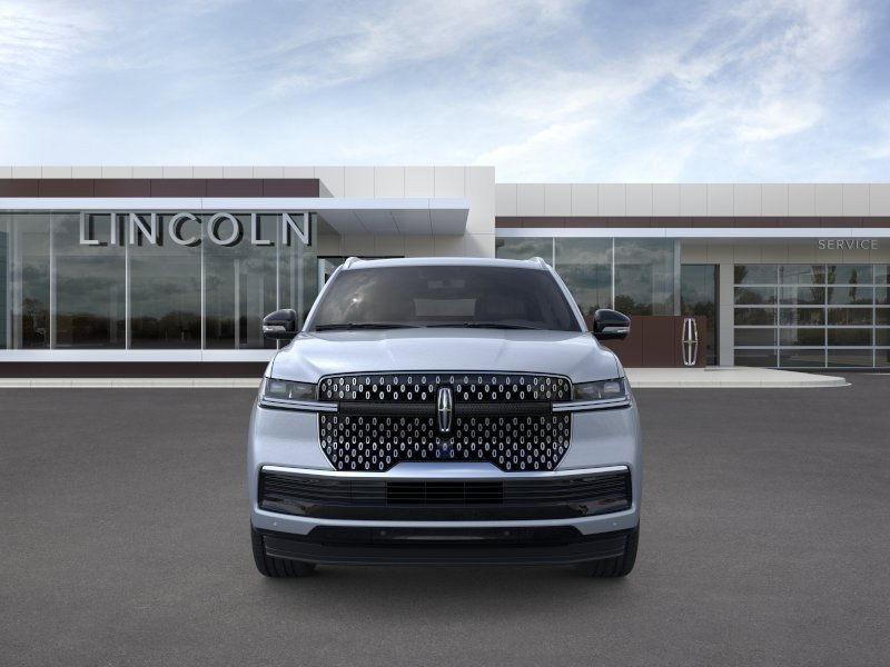 New 2026 Lincoln Navigator Reserve AWD/4WD image 6