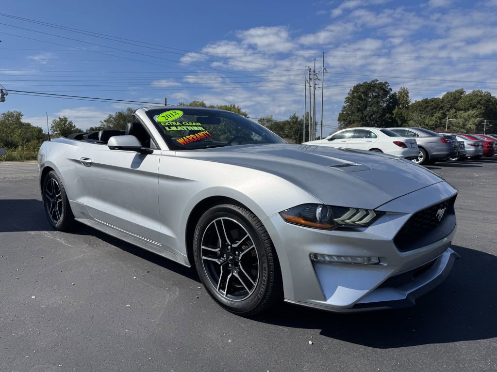 Used 2018 Ford Mustang Premium image 3