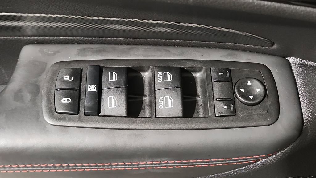 Used 2025 Dodge Durango R/T image 17