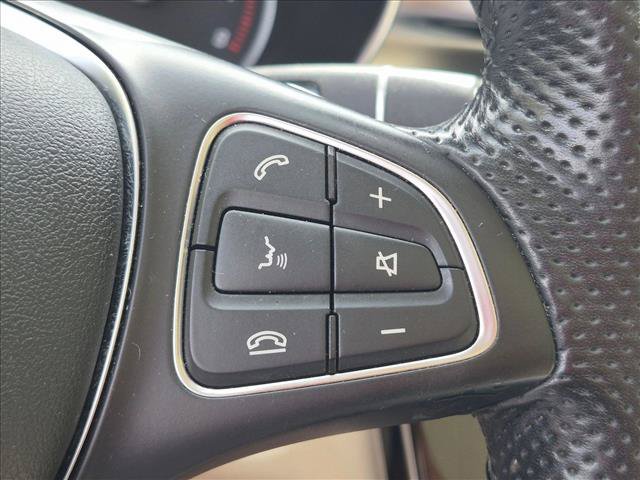 Used 2018 Mercedes-Benz GLC 300 4MATIC image 12