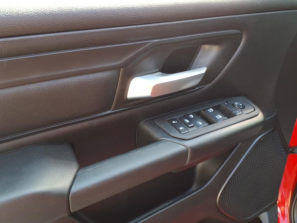 Used 2025 RAM 1500 Tradesman w/ Night Edition AWD/4WD image 11