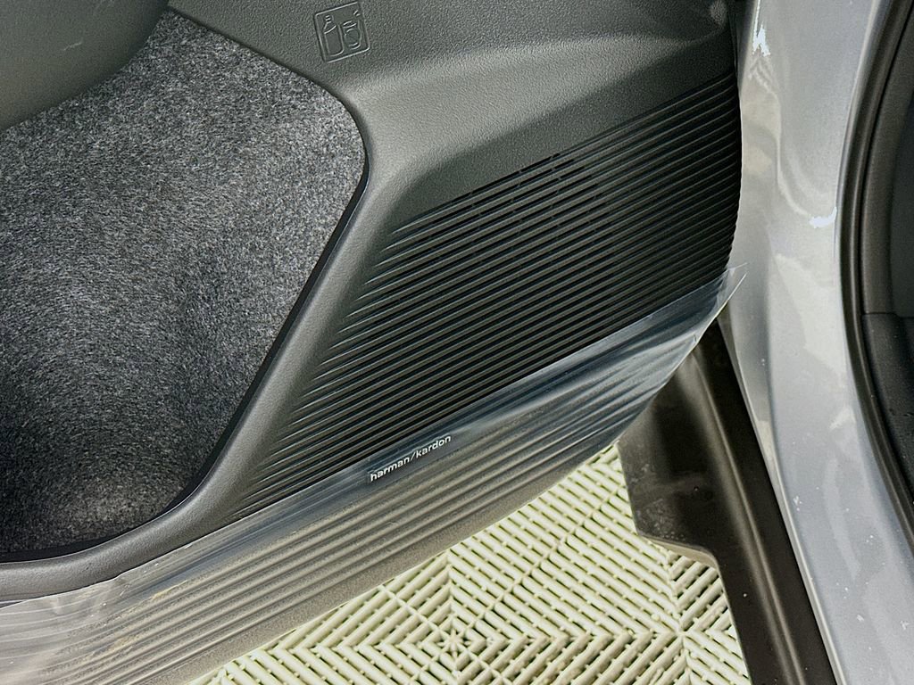 New 2026 Subaru Outback Limited image 25