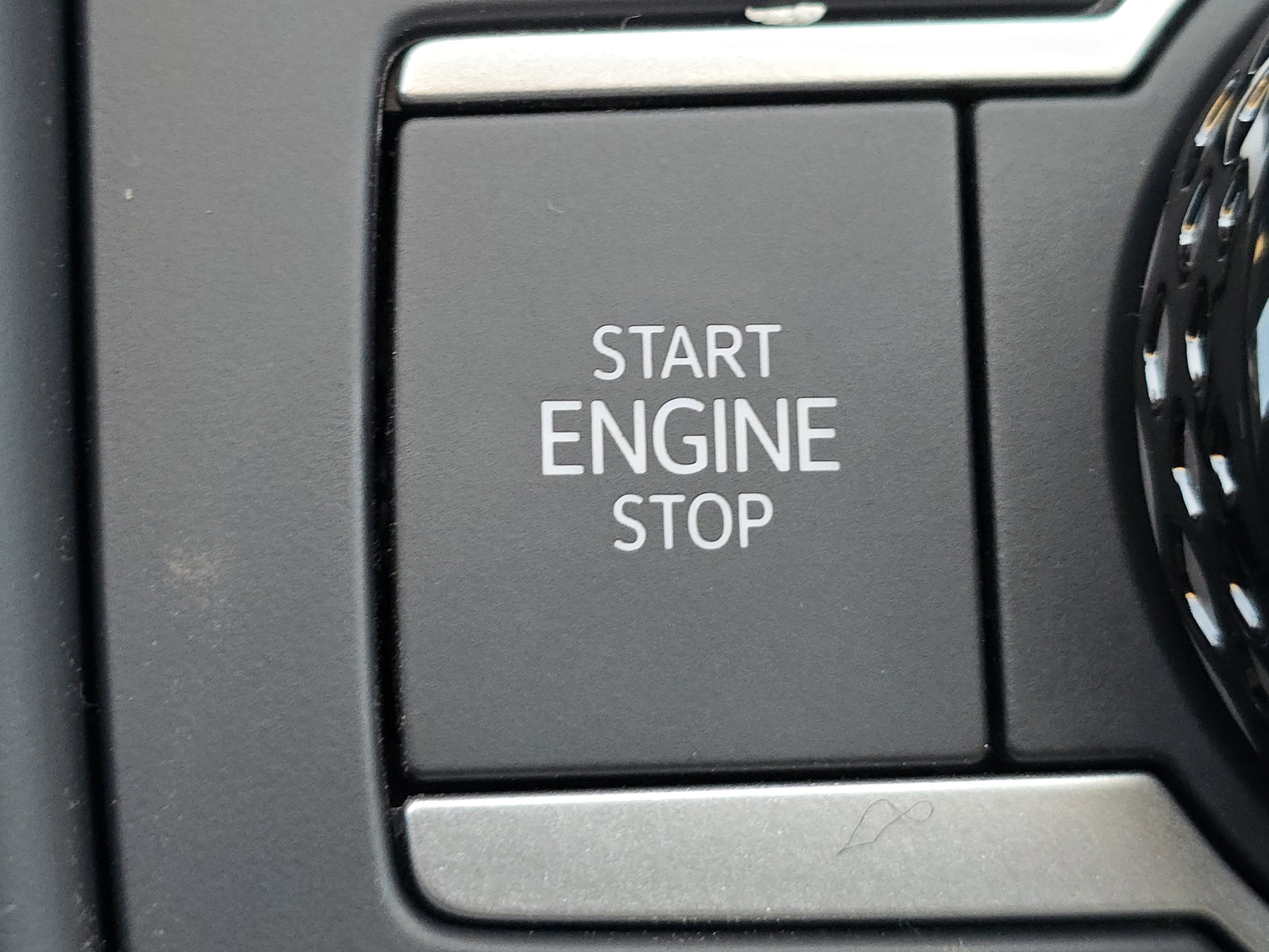 New 2026 Volkswagen Tiguan SE image 24