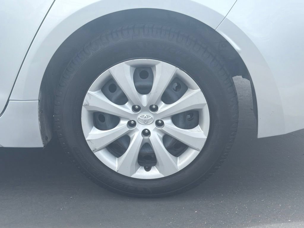 Certified 2025 Toyota Corolla LE w/ Carpet Mat Package (TMS) FWD image 17