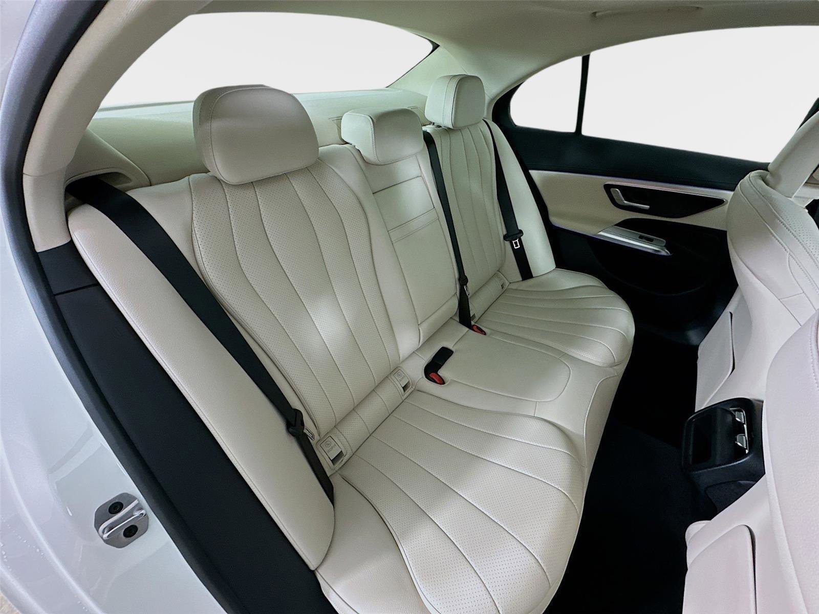 Certified 2026 Mercedes-Benz E 350 4MATIC Sedan image 35