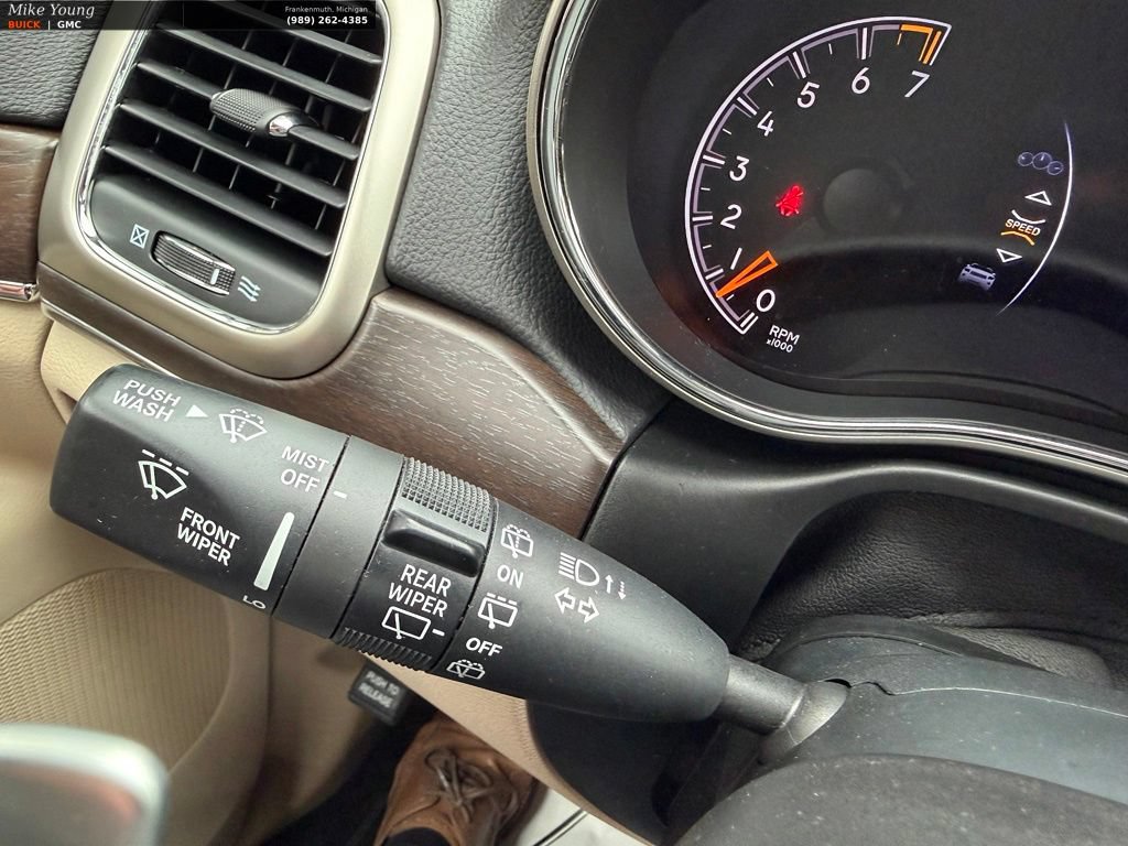 Used 2016 Jeep Grand Cherokee Limited AWD/4WD image 24