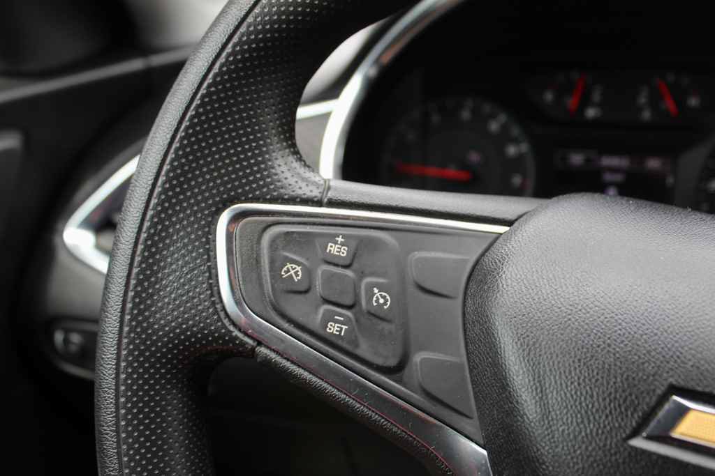 Used 2019 Chevrolet Malibu LT FWD image 16
