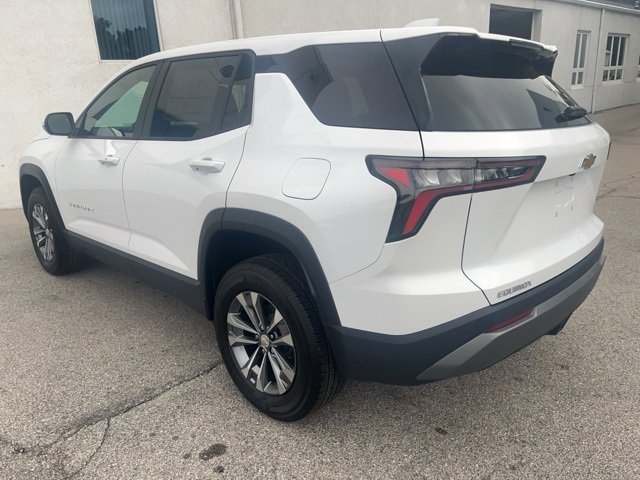 New 2026 Chevrolet Equinox LT w/ Convenience Package II image 3